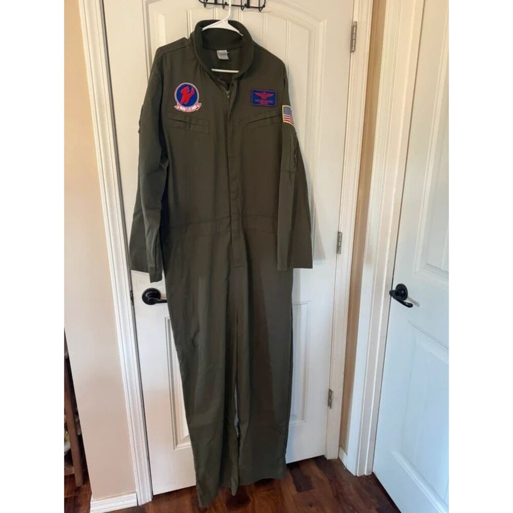 Top Gun men’s XXL Halloween Costume Goose pilot